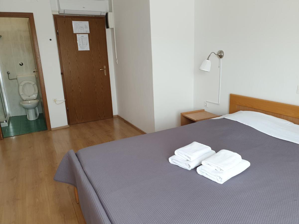 Sobe Mamalu Bed and Breakfast Valun Εξωτερικό φωτογραφία