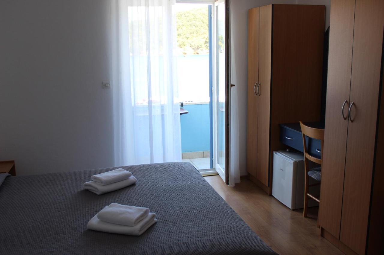Sobe Mamalu Bed and Breakfast Valun Εξωτερικό φωτογραφία