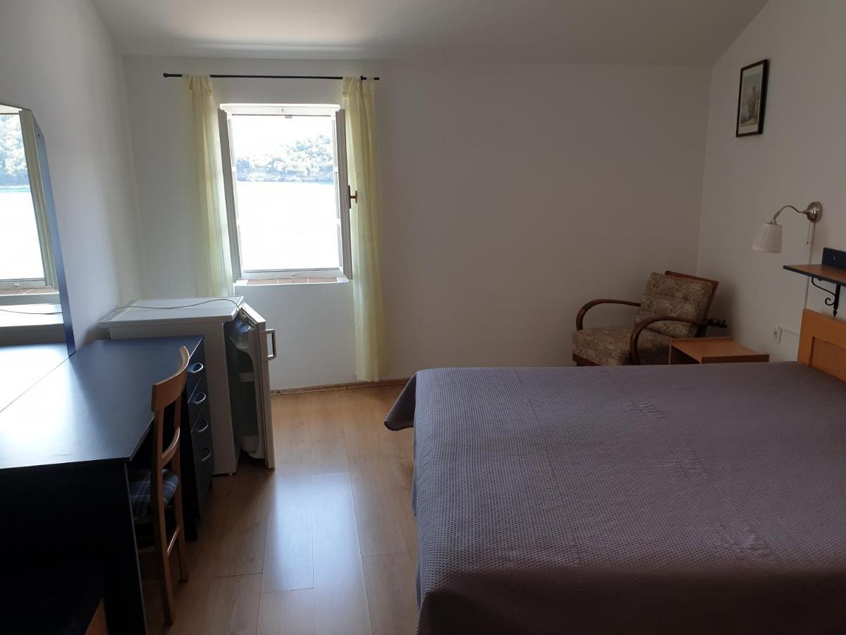 Sobe Mamalu Bed and Breakfast Valun Εξωτερικό φωτογραφία