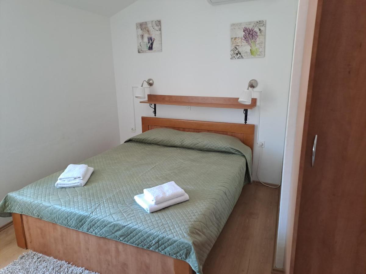 Sobe Mamalu Bed and Breakfast Valun Εξωτερικό φωτογραφία