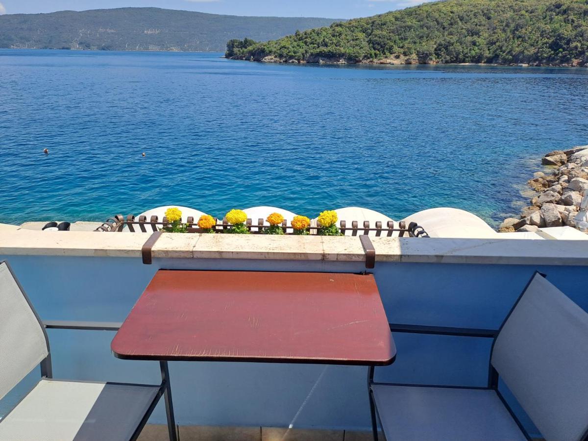 Sobe Mamalu Bed and Breakfast Valun Εξωτερικό φωτογραφία