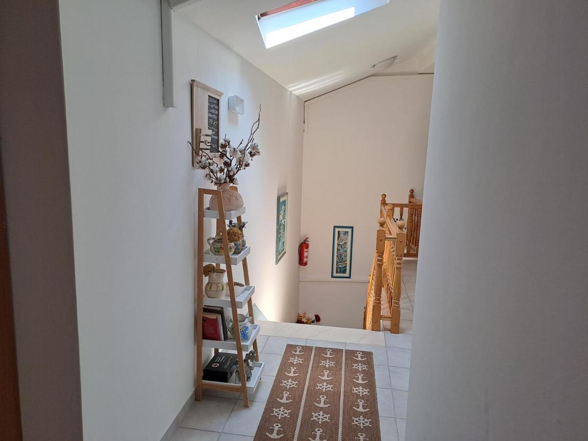 Sobe Mamalu Bed and Breakfast Valun Εξωτερικό φωτογραφία