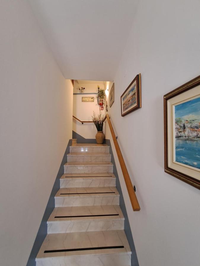 Sobe Mamalu Bed and Breakfast Valun Εξωτερικό φωτογραφία