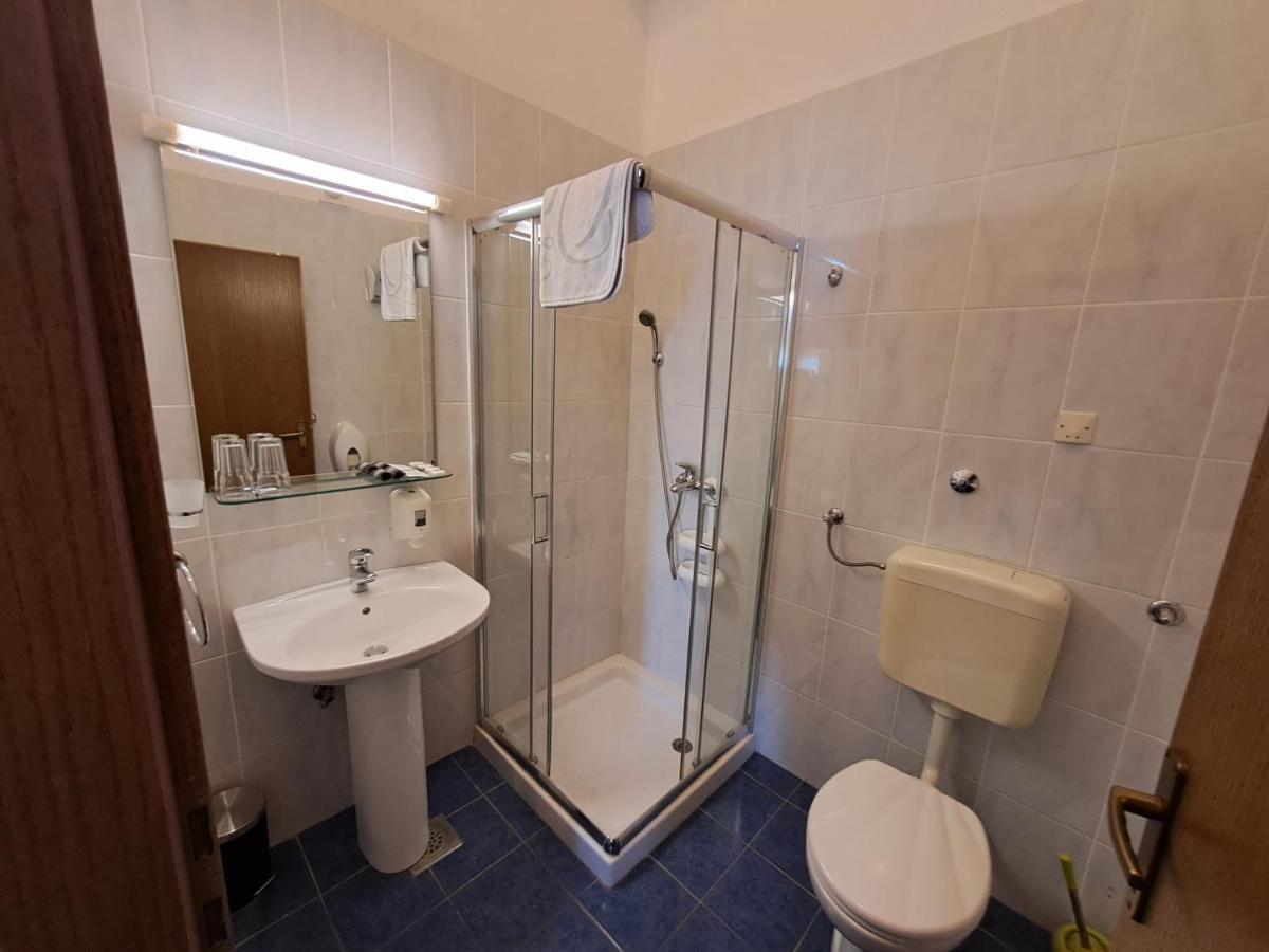 Sobe Mamalu Bed and Breakfast Valun Εξωτερικό φωτογραφία