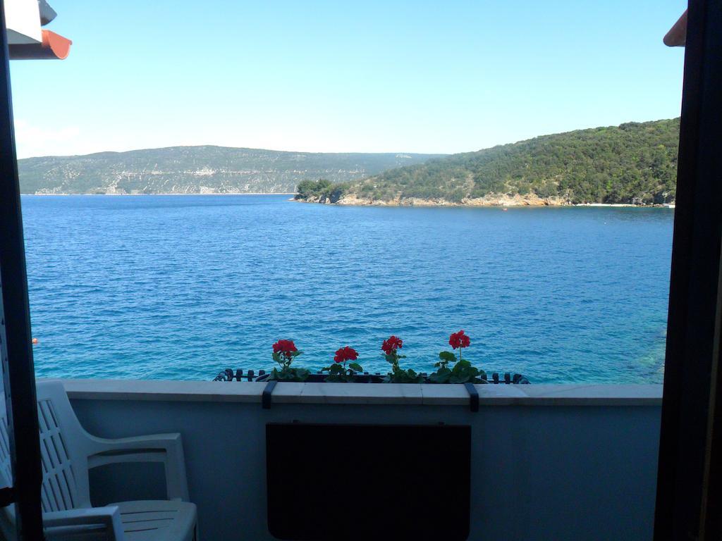 Sobe Mamalu Bed and Breakfast Valun Δωμάτιο φωτογραφία