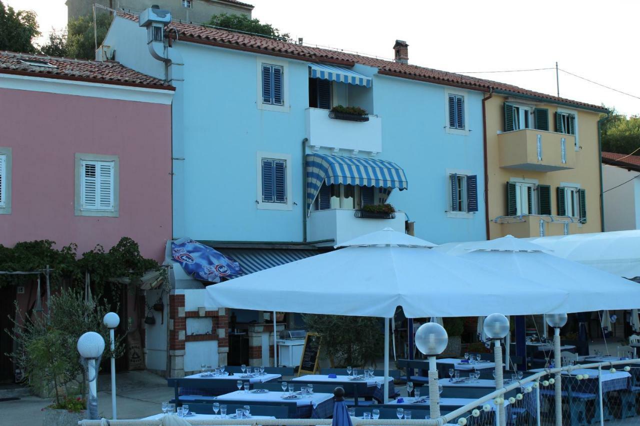 Sobe Mamalu Bed and Breakfast Valun Εξωτερικό φωτογραφία